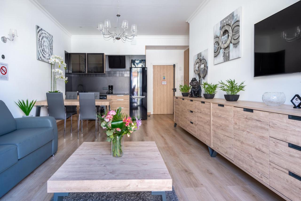 Sunny And Modern Baquis Flat Appartamento *